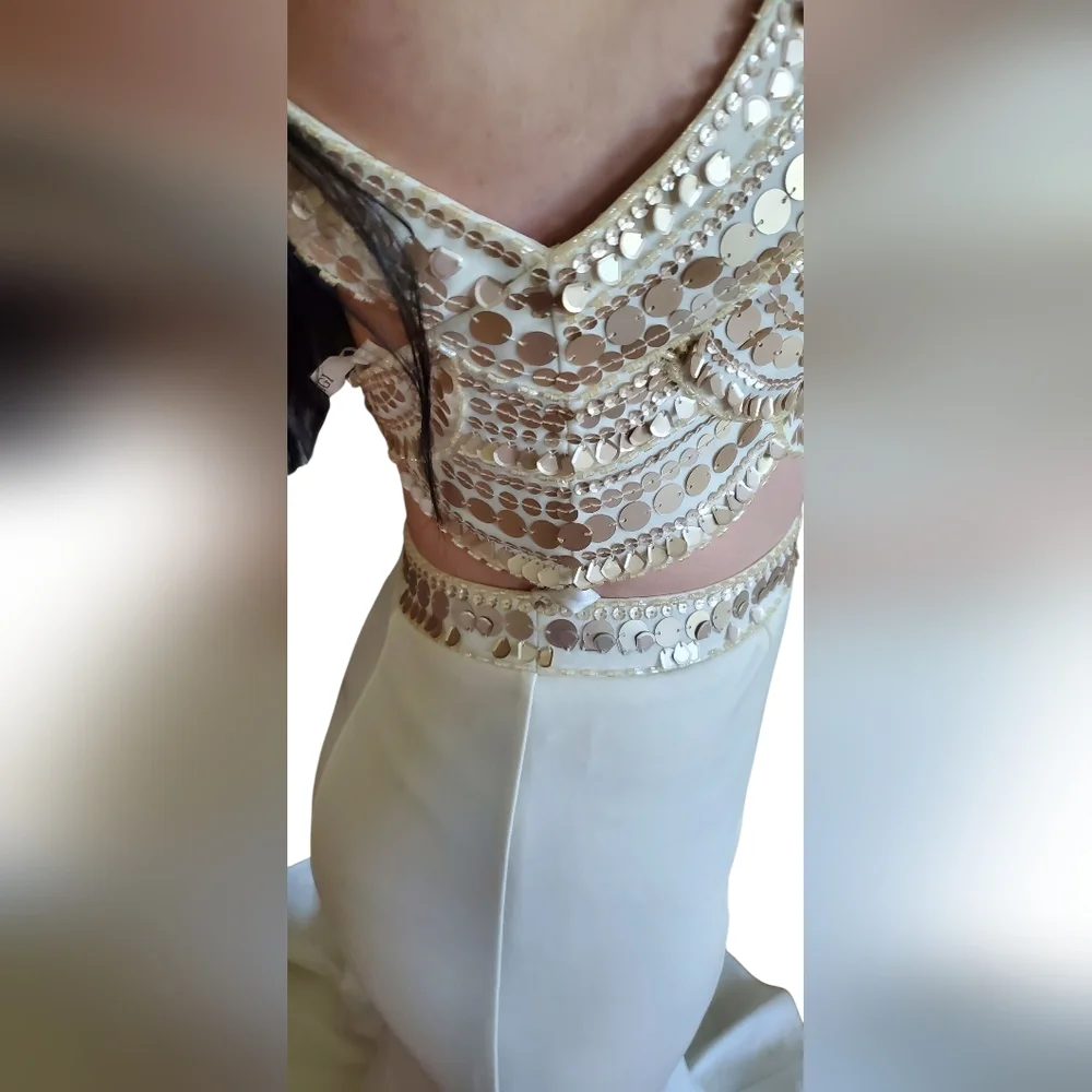 GIGI 2 Piece Le Femme Ivory With Rose Gold Sequins Prom Dress Womens Size 4 - Picture 6 of 16